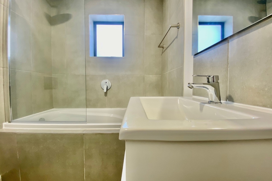 To Let 2 Bedroom Property for Rent in Mossel Bay Central Western Cape